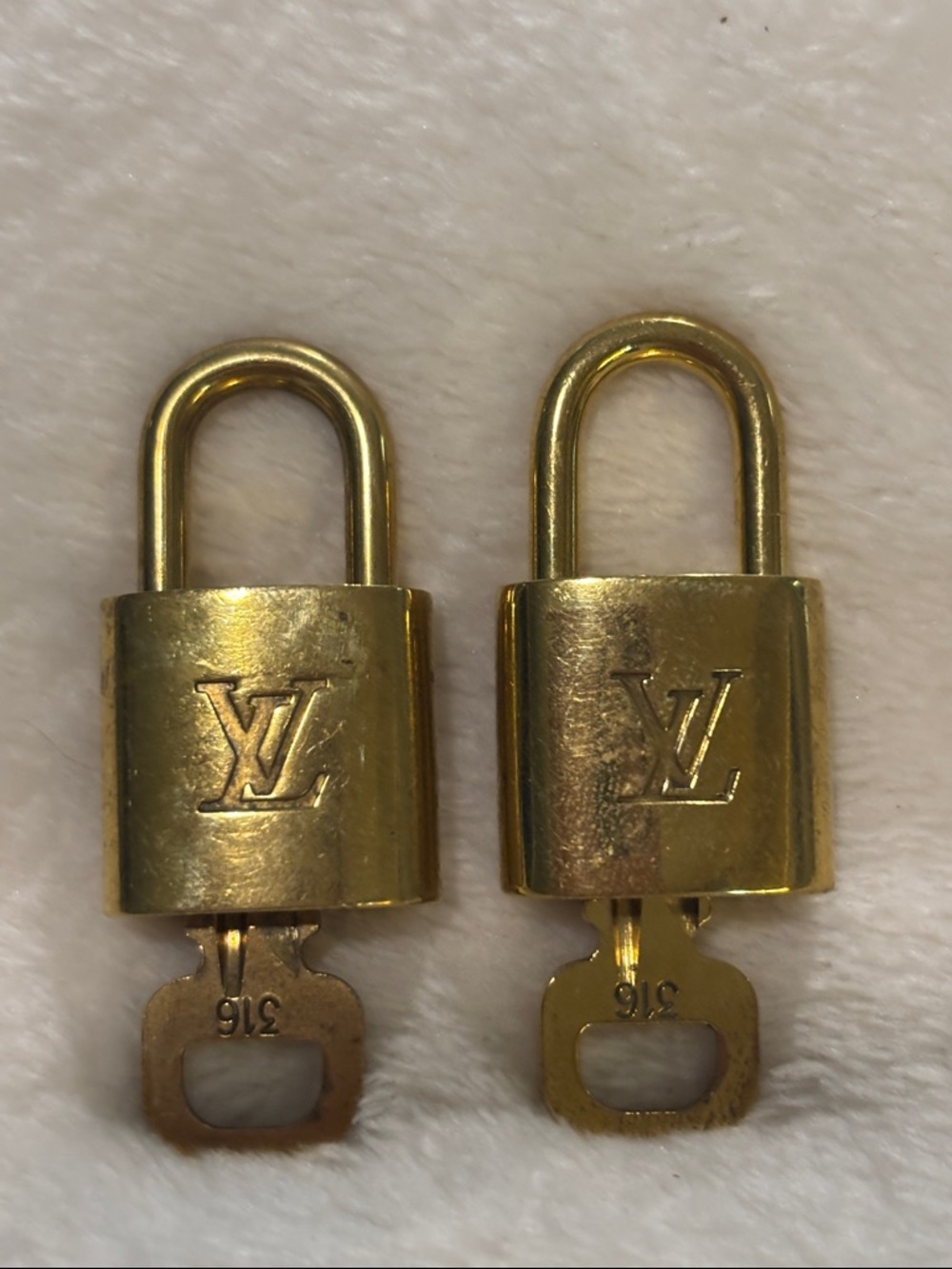 Louis Vuitton Gold-tone Lock and Key~ Set of 2- #316